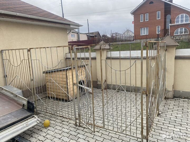 Вольер для собак угловой с теплой конурой