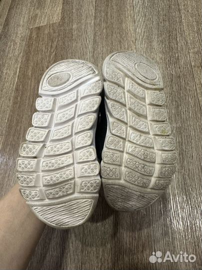 Кроссовки для мальчика 24