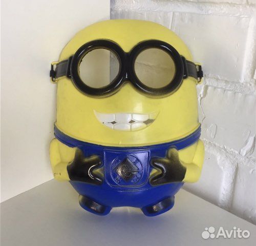 Маска миньона