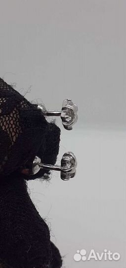 Серебряные серьги пусеты 925 с фианитами
