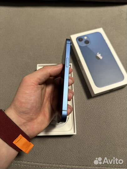iPhone 13, 256 ГБ