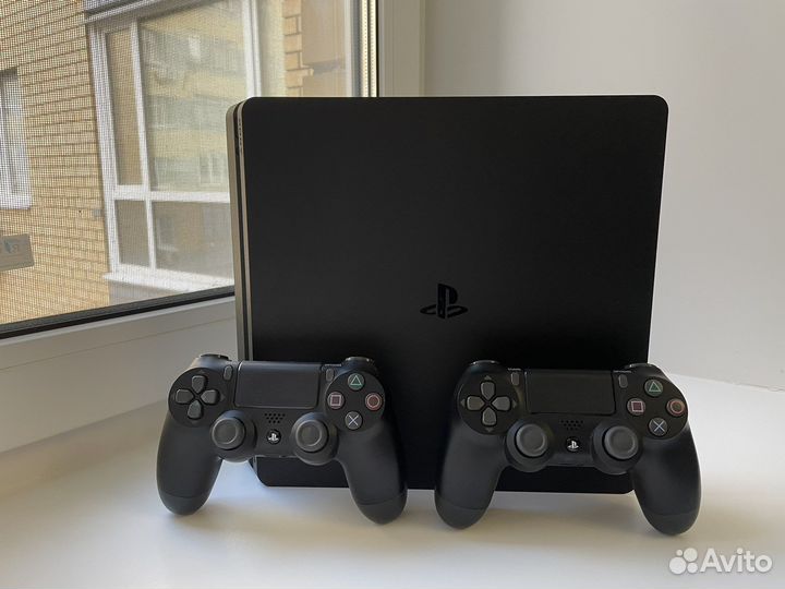 Sony playstation 4 slim 1tb+ 44 игры