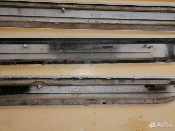 Молдинги дверей Форд Фокус 1