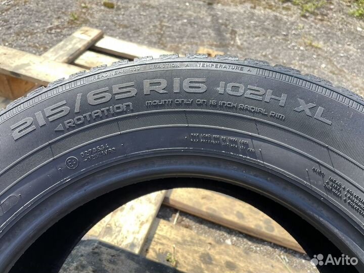Nokian WR D4 215/65 R16