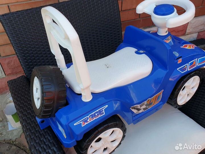 Машинка-каталка Джип новый