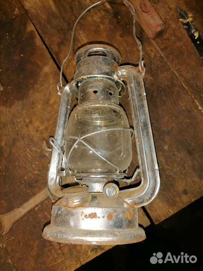 Керосиновая лампа