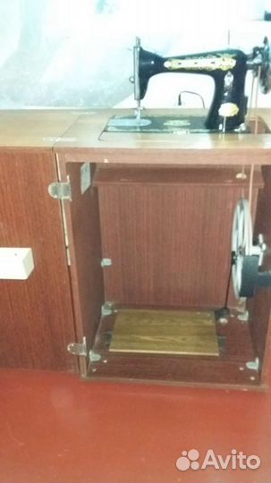 Машина швейная бытовая 2М- 22 Подольск