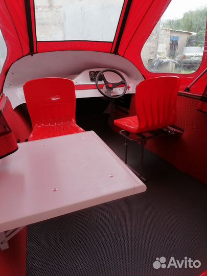 Продам лодку Тэмп