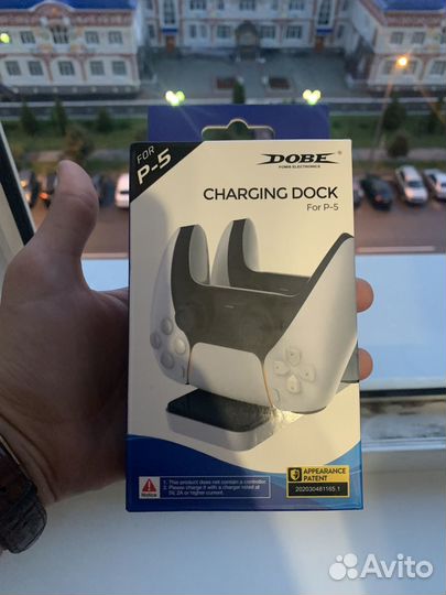 Зарядная станция для геймпадов ps5