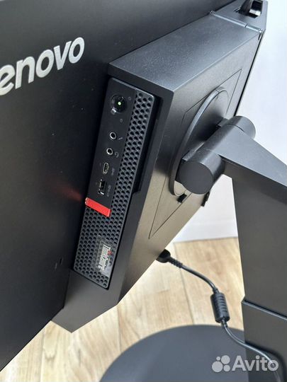Lenovo ThinkCentre M720q (10TAS04E00)