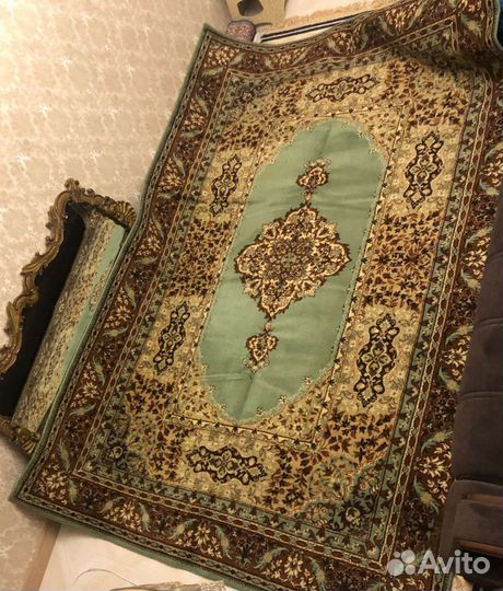 Ковер шерстяной