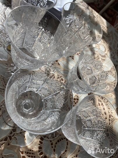 Хрустальные бокалы