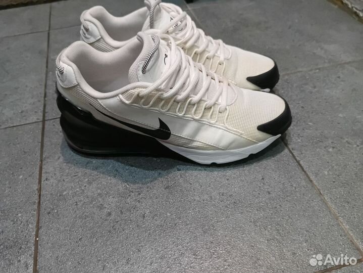 Кроссовки мужские nike летние