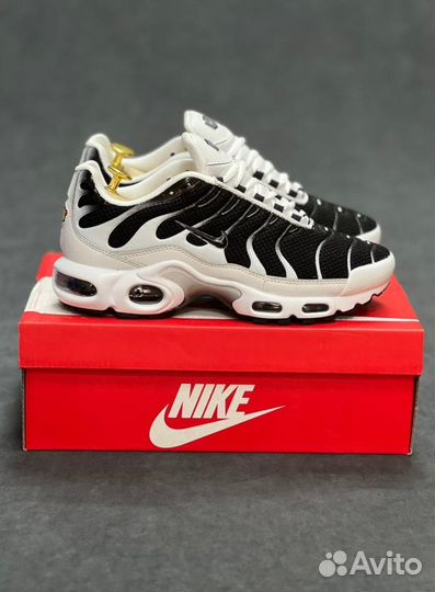 Кроссовки Nike