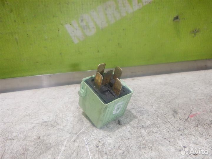 Реле топливного насоса бмв Е39