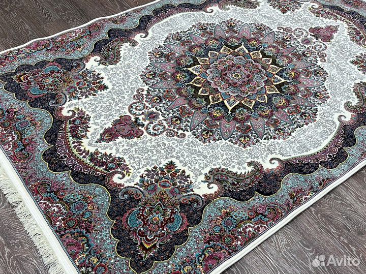 Ковер новый 1.55х2.25 Иран