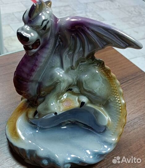 Статуэтка фарфор Дракон