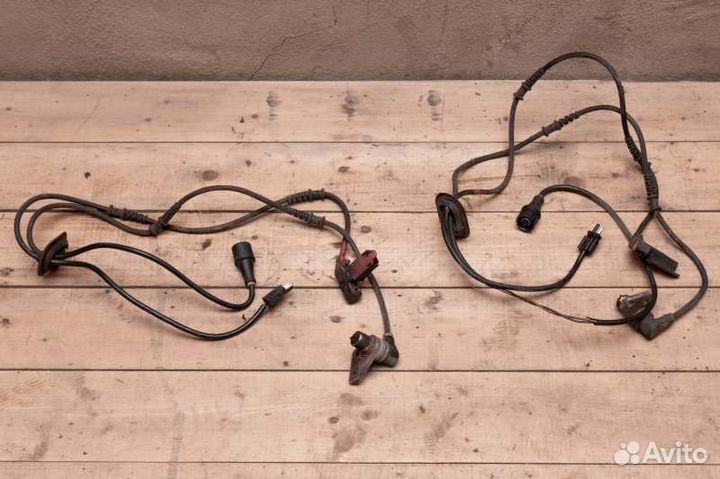 Датчик ABS Mercedes E200 W124 M102 1990