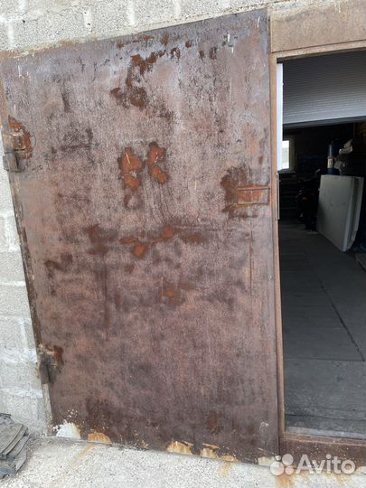 Ворота гаражные металлические бу