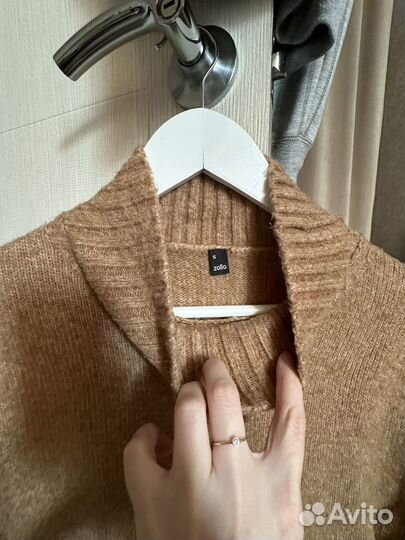 Свитер новый