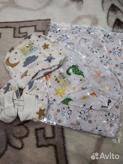 Чепчик,шапочка,пинетки,распашонка всё новое