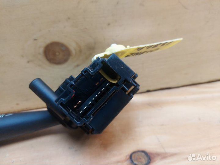 Блок подрулевых переключателей лев. toyota wish