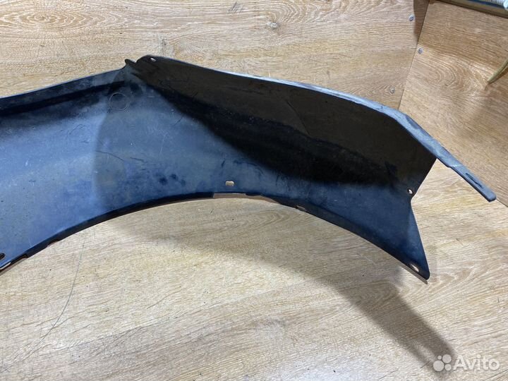 Подкрылок передний левый VW Passat B3 170449