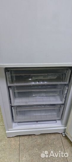 Холодильник hotpoint ariston