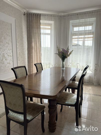 Кухонный стол и стулья бу