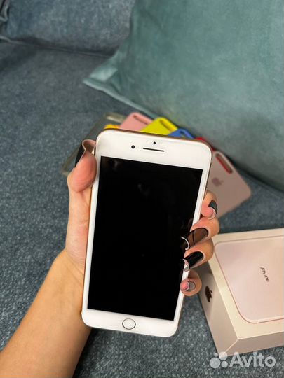 iPhone 8 Plus, 64 ГБ