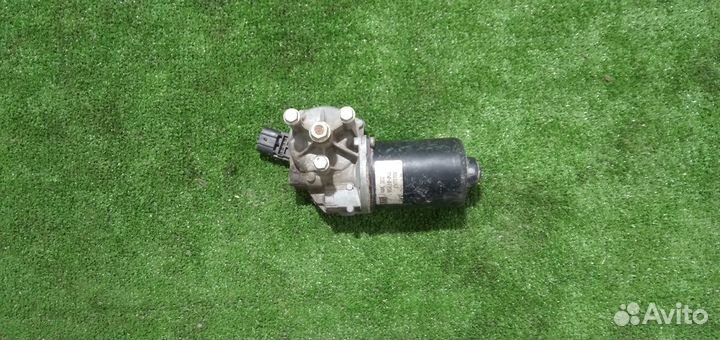 Мотор дворников перед Toyota Carina AT211