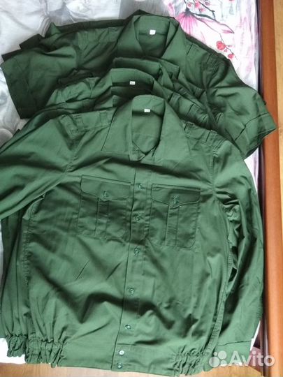 Рубашки повседневные защитного цвета