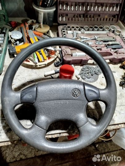 Руль Volkswagen Caddy