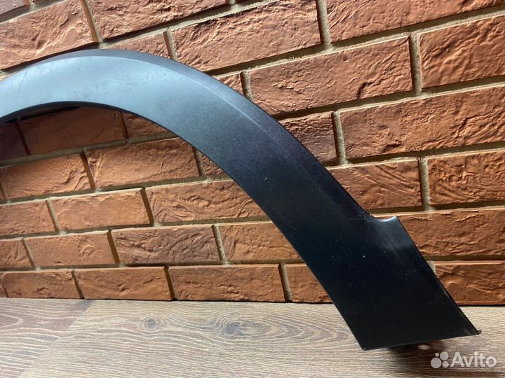 Накладка крыла переднего левого Renault Kaptur