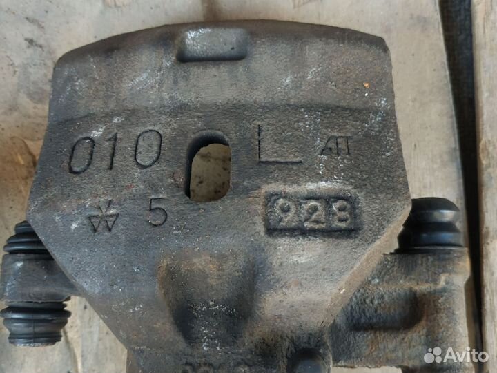 Суппорт передний Toyota Town ace