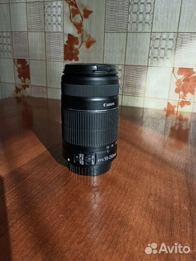 Объектив Canon EF-S 55-250. IS II