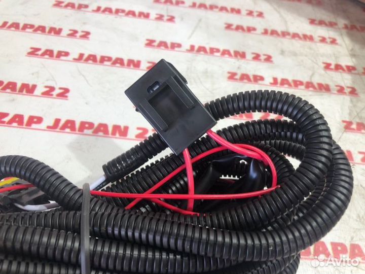 Коса противотуманных фар Mitsubishi Pajero Sport 2