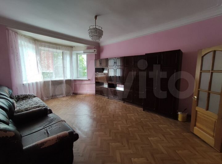 4-к. квартира, 95,8 м², 2/3 эт.