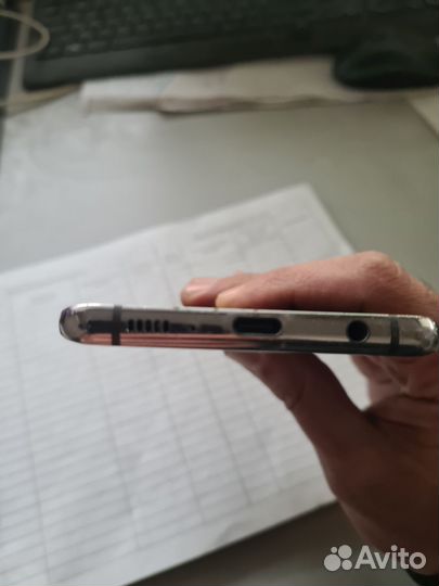 Samsung Galaxy S10+, 8/128 ГБ