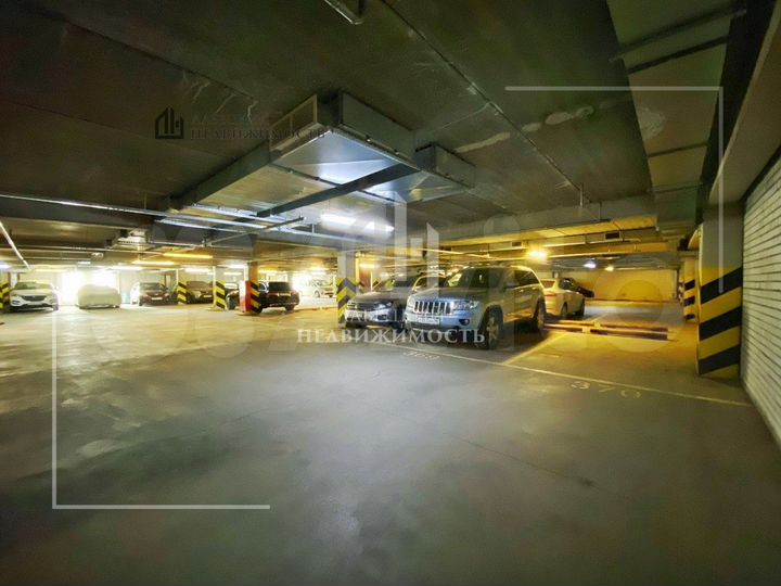 Машиноместо