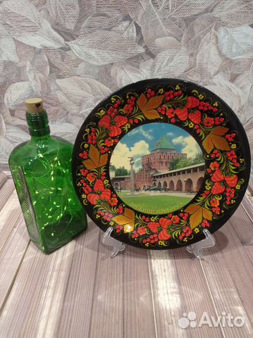 Настенная тарелка. Панно Хохлома