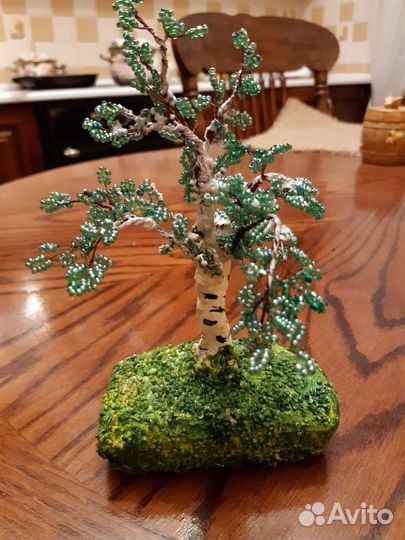 Деревья миниатюры из бисера