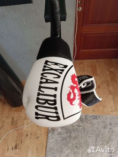 Боксёрские перчатки Excalibur