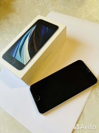 iPhone SE (2020), 128 ГБ