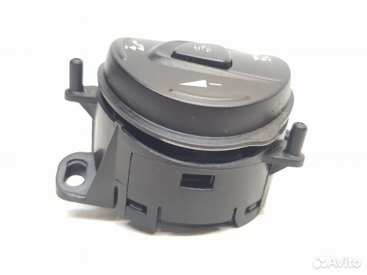 Кнопки руля Ford Kuga 1.6 ecoboost 2013