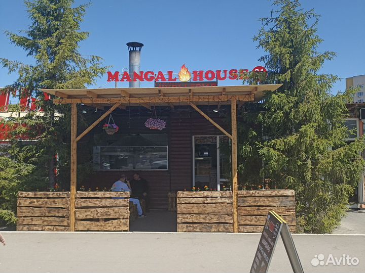 Продавец шаурмист