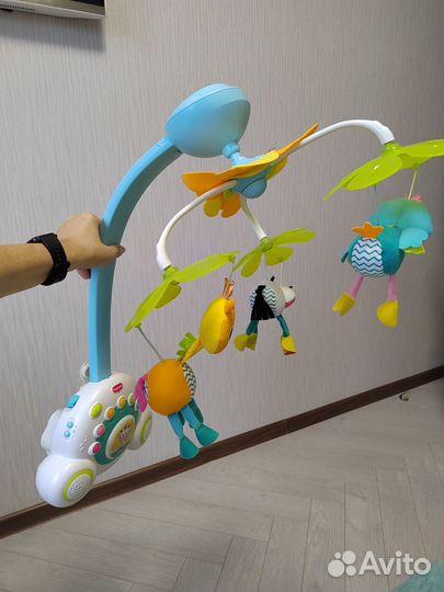 Мобиль для детской кроватки