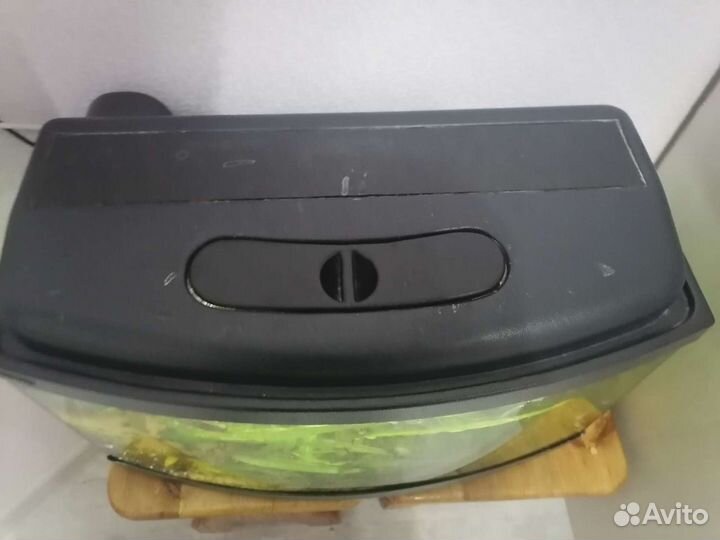 Аквариум с рыбками