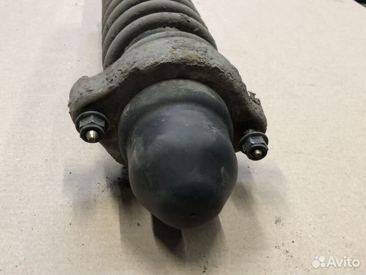 Стойка задняя Мицубиси Каризма