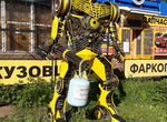 Скульптура из металла робот из автозапчастей